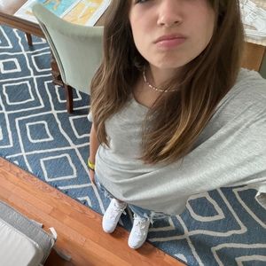 Meet your Posher, Amelia